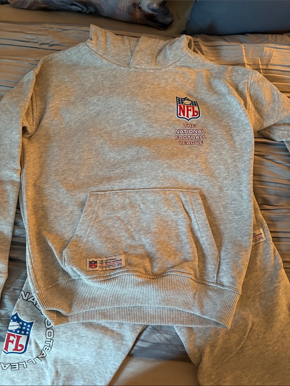 NFL Kids Heather Gray Crewneck Sweatshirt with Matching Joggers